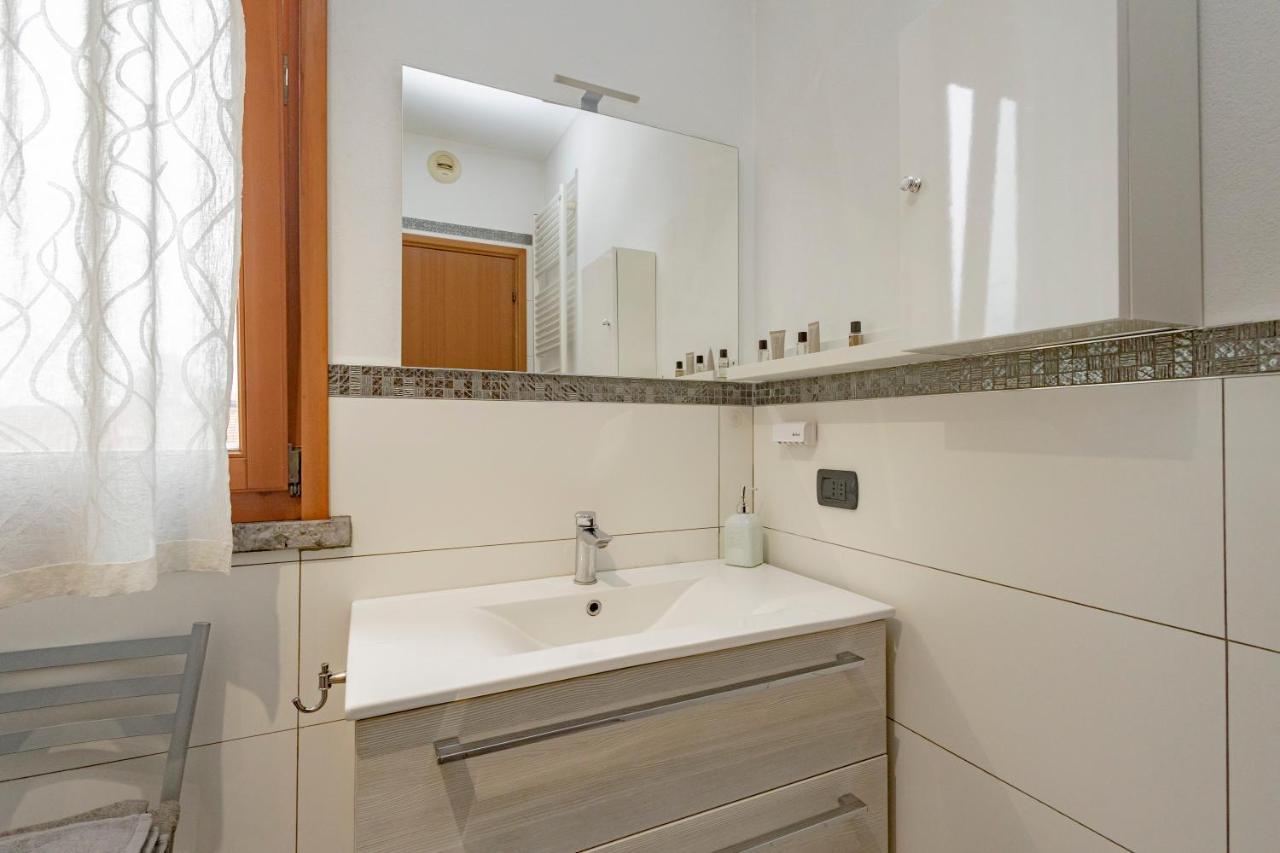 Апартаменти Bomboniera Milano Zona Rho Fiera - Bilocale 70Mq Senago Екстер'єр фото